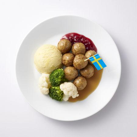 天母快閃店集結50項經典熱銷與節慶限定美食。