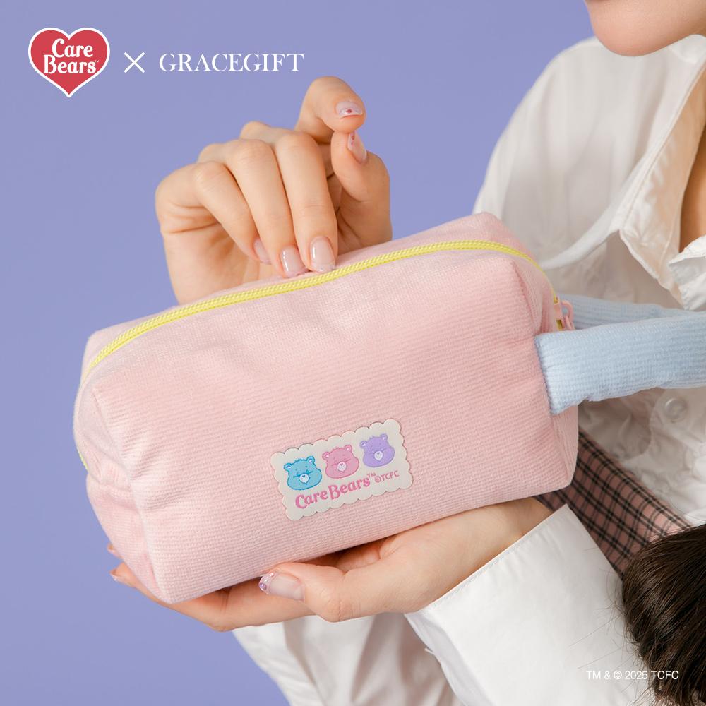 燈芯絨手提化妝包，售價NT$350元。