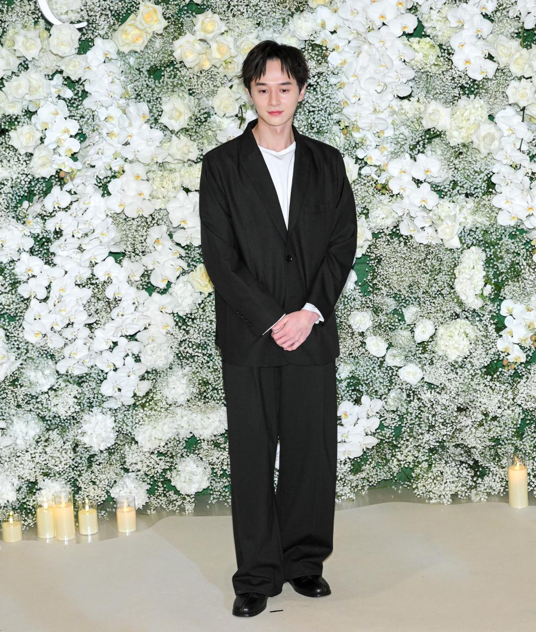 張軒睿選穿黑色西裝正式出席。（圖／記者王文麟攝）