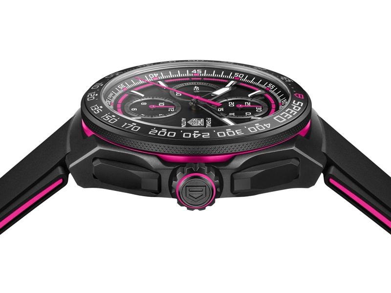 螢光粉的點綴讓腕錶更具亮點。（TAG Heuer提供）