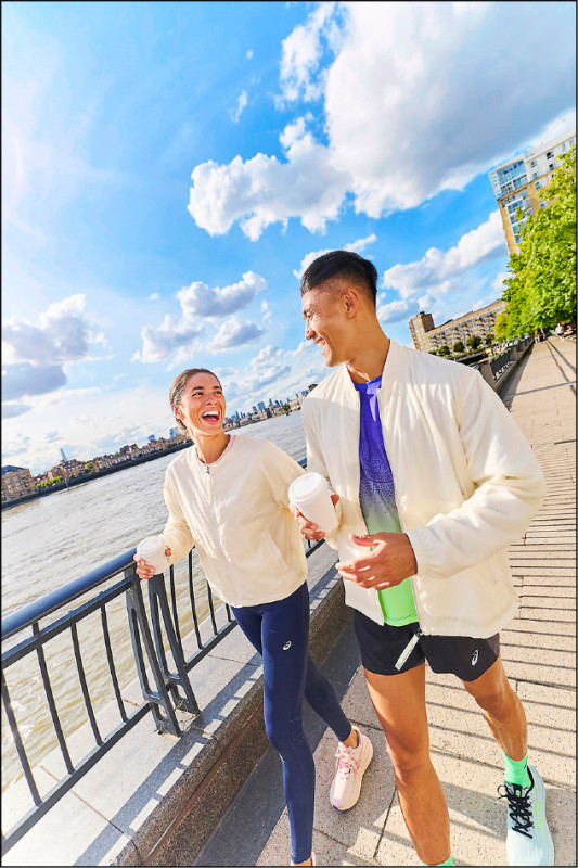 全新P.LIFE服飾系列兼具運動機能與美感，作為日常穿著也能輕鬆駕馭。