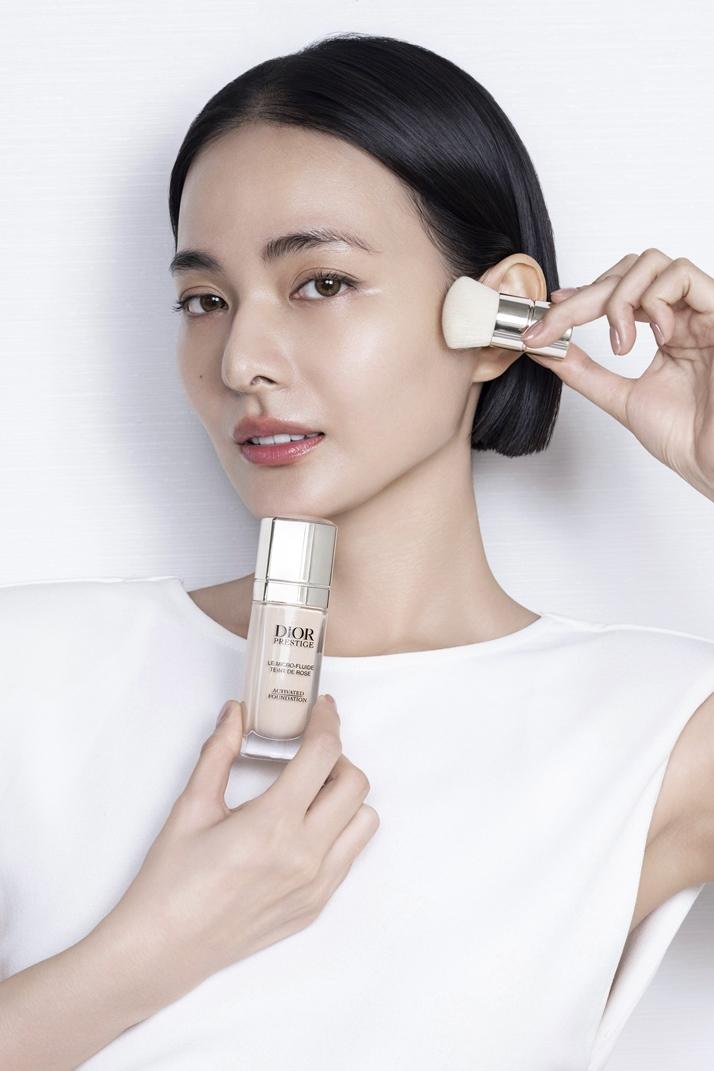 使用不同的上妝工具，完成的妝感也不同。