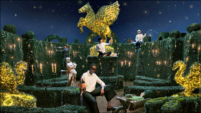 Dior以迷幻氛圍拍攝全新節慶影片，取靜謐花園為背景，連結品牌創辦人Dior先生對花園的喜愛。