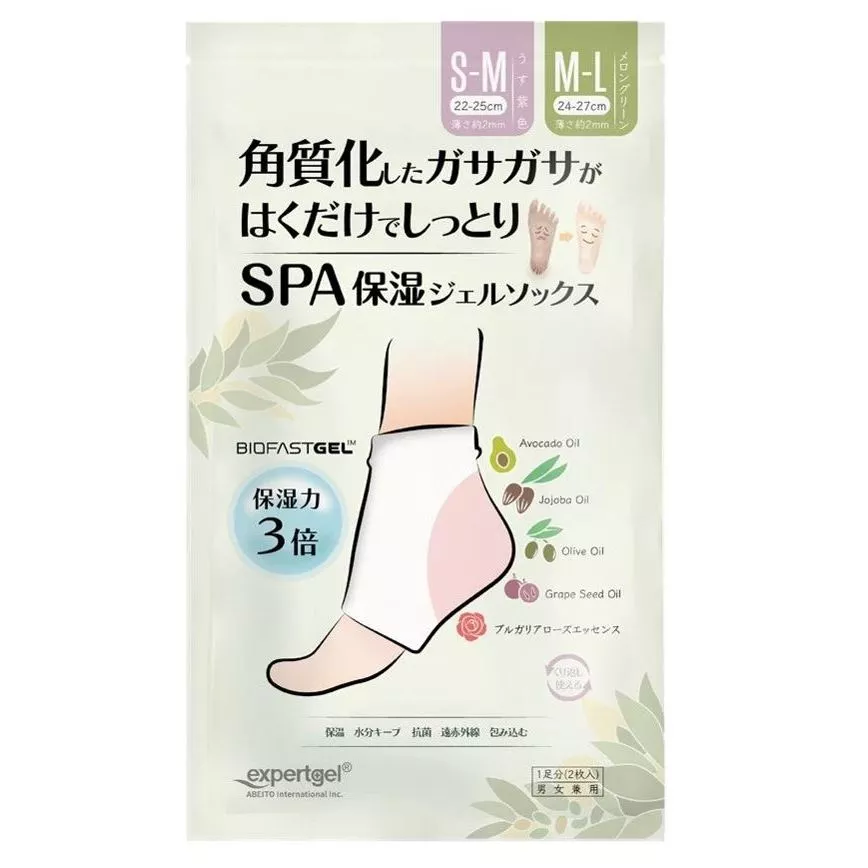 SPA保濕凝膠美容足跟襪，350元。