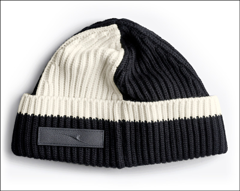 Snow Goose by Canada Goose系列Bravyn美麗諾羊毛帽，10,300元。