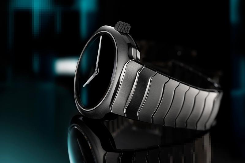 一體式不鏽鋼鍊帶增加佩戴貼合度。（H. Moser & Cie.提供）