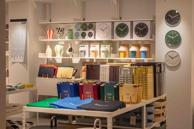 瑪黑家居仁愛店選物空間，包括顏色繽紛的家具品牌HAY。（MARAIS提供）