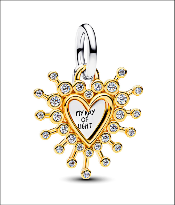 Pandora璀璨心形雙墜吊飾，2,680元。