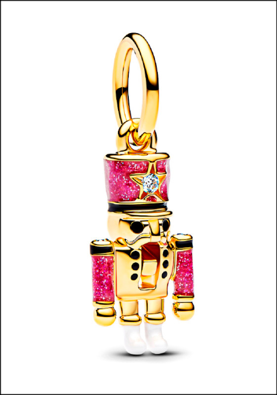 Pandora靈動胡桃鉗吊飾，2,880元。