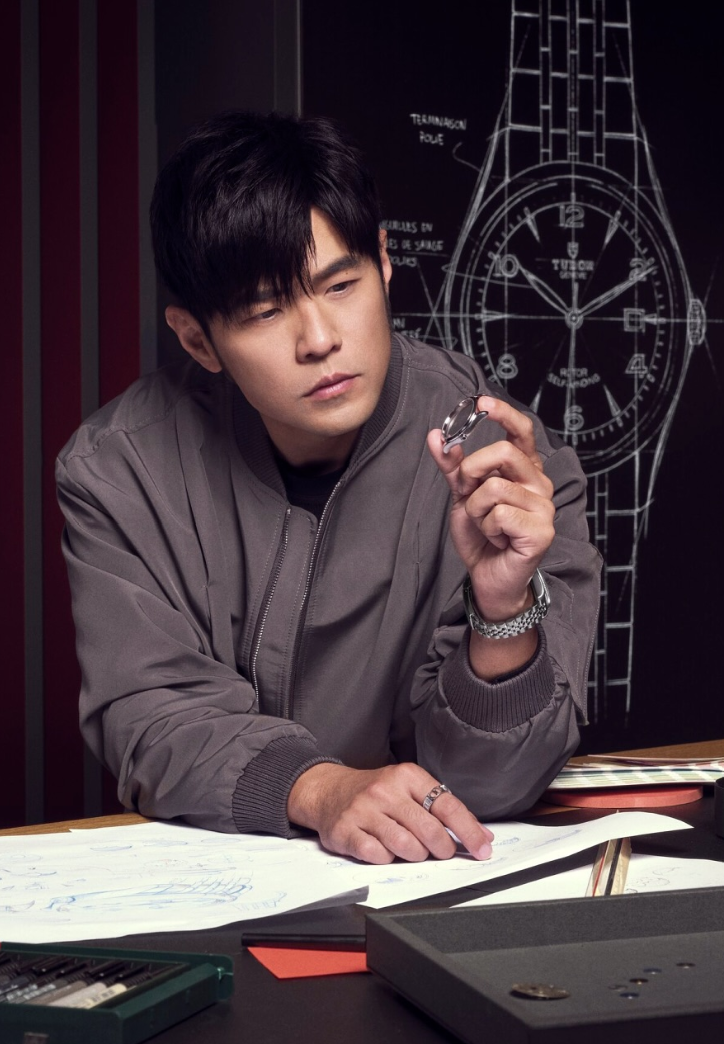 周杰倫身為TUDOR代言人，多次參與腕錶設計。(翻攝自IG)