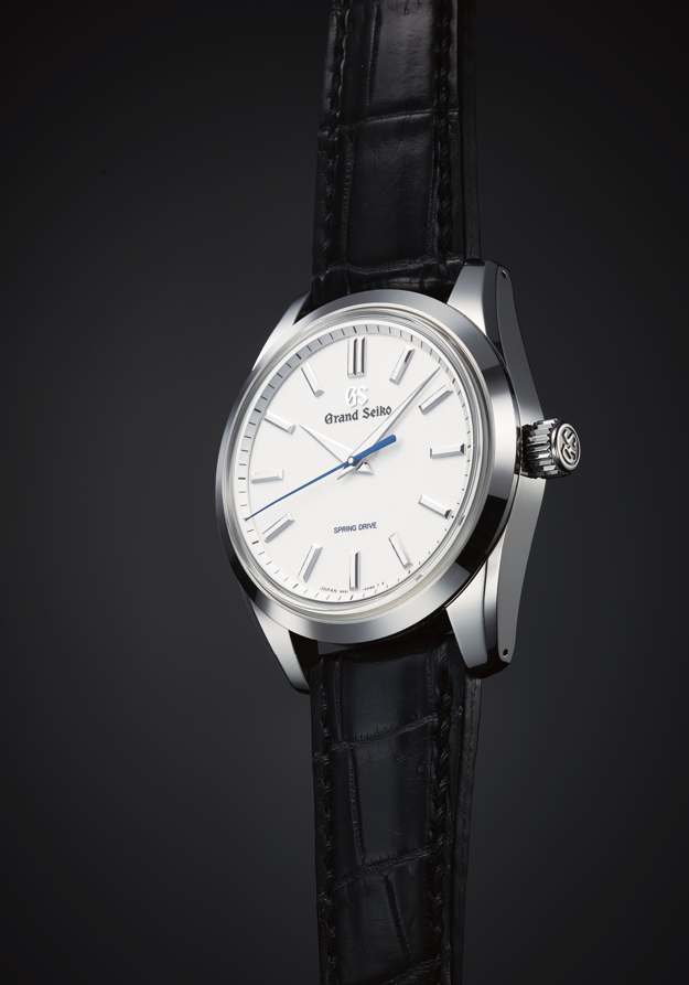 SBGD2011錶款，43毫米鉑金錶殼，1,700,000元。