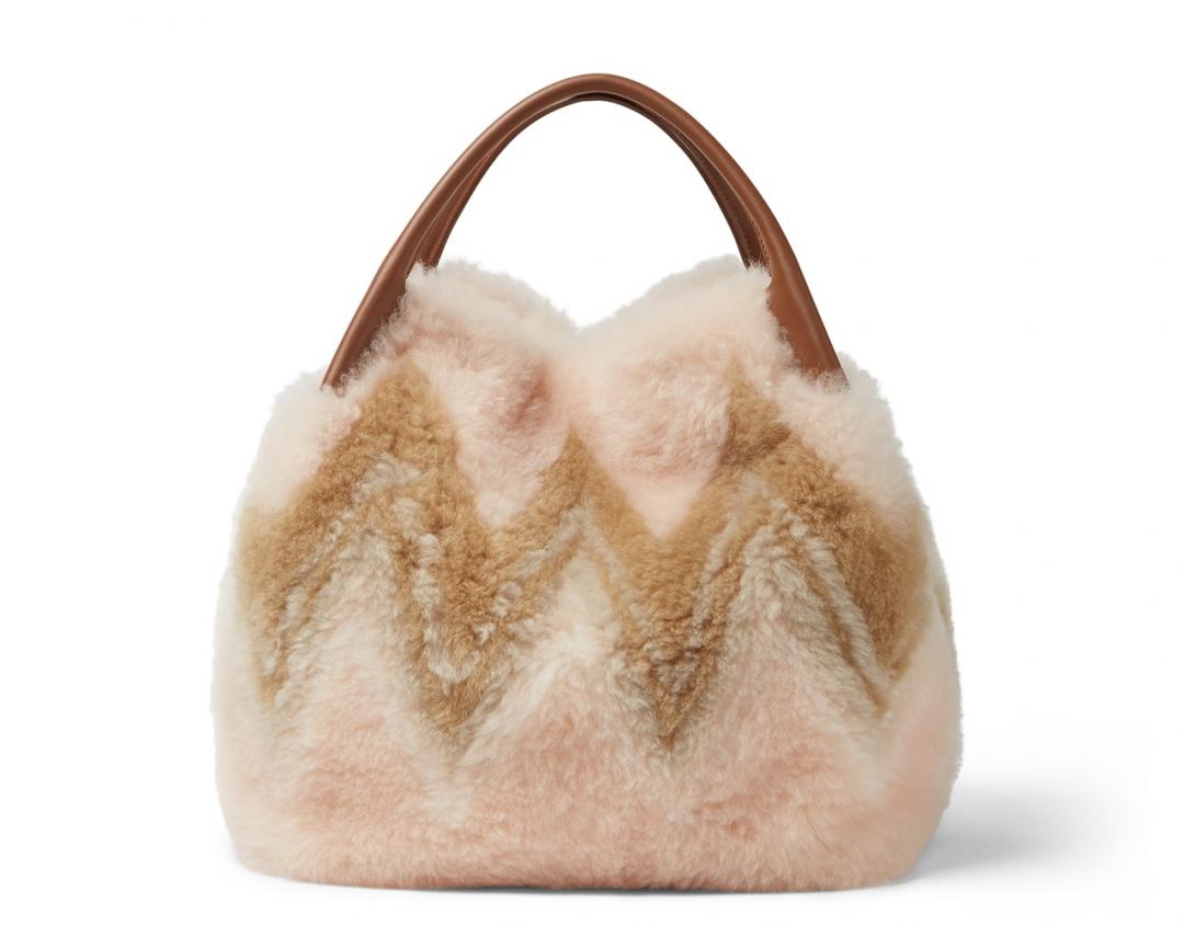 Loro Piana Bale Large手袋，價格店洽。