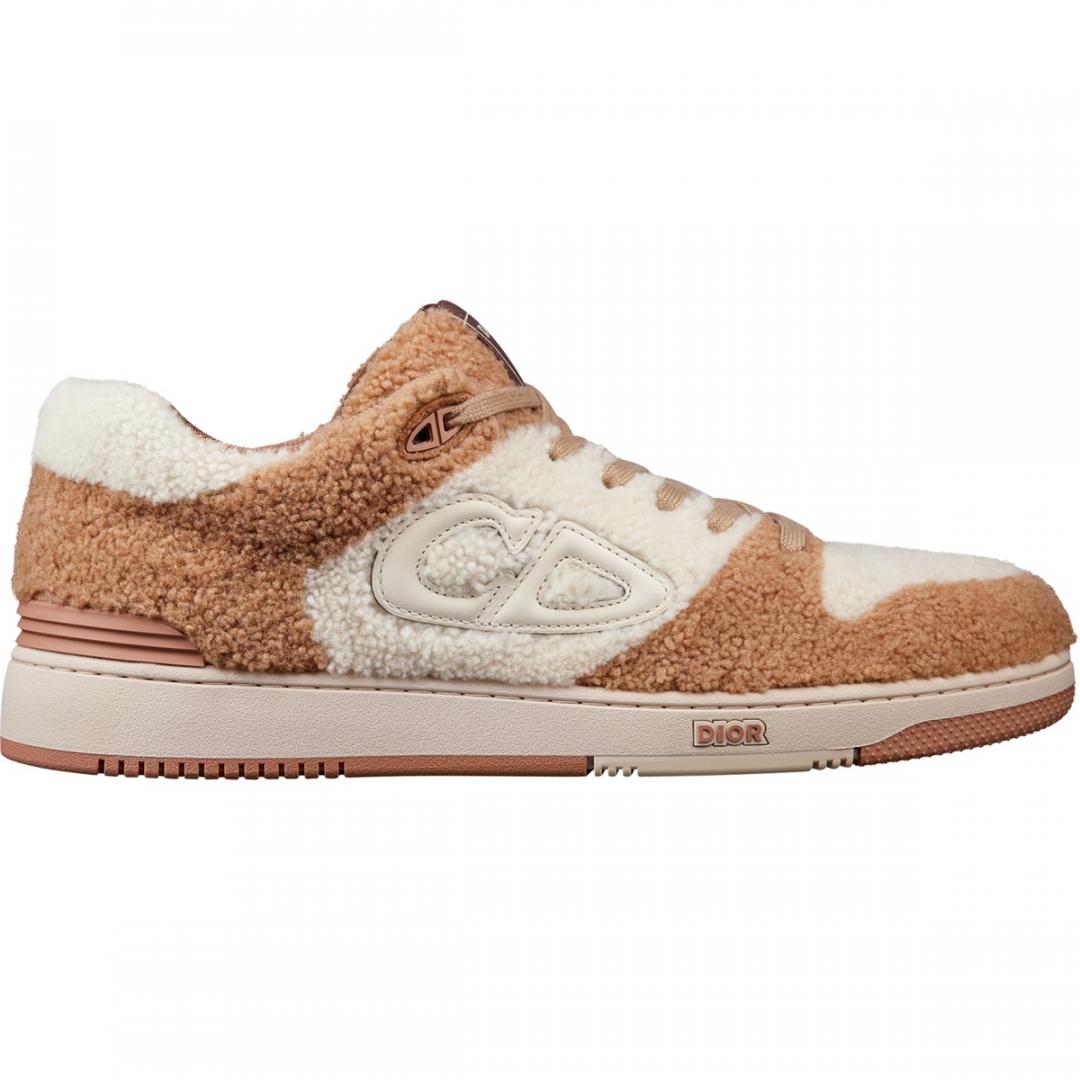 Dior B57 Dribble低筒運動鞋，83,000元。