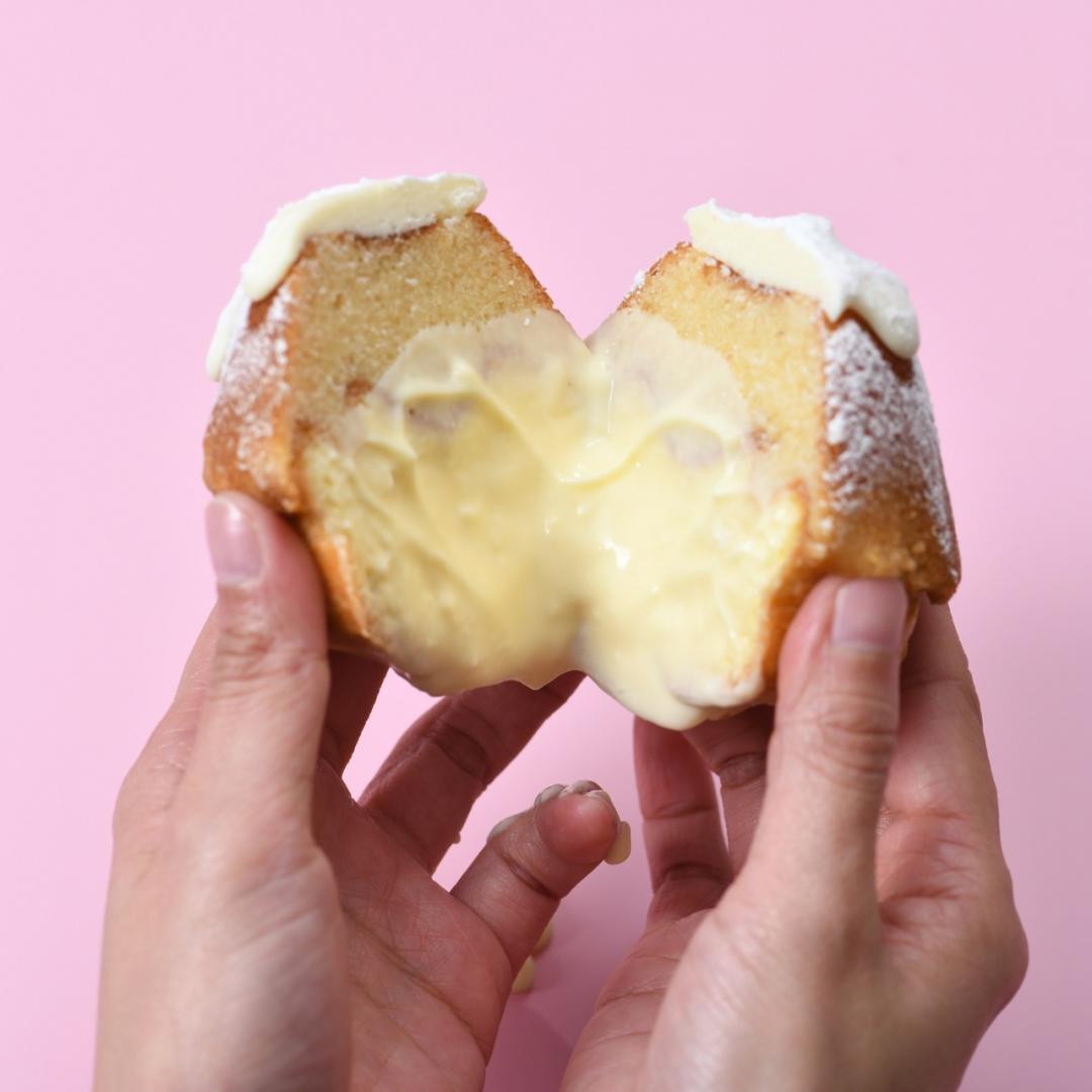 一顆生泡芙可同時吃到三種口感。