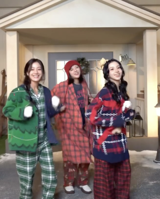 志效、定延、彩瑛。