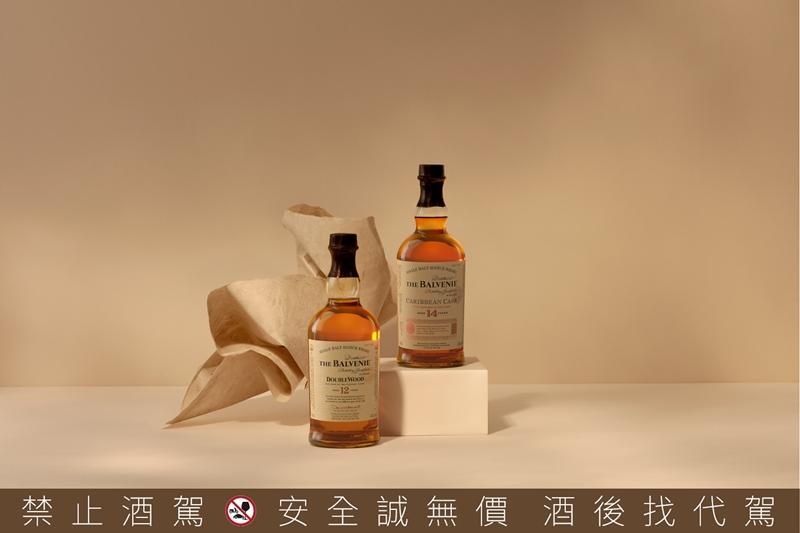 百富春節限定禮盒珍選兩款經典酒款：百富12年雙桶單一麥芽威士忌，百富14年加勒比海蘭姆桶單一麥芽威士忌。（格蘭父子提供）