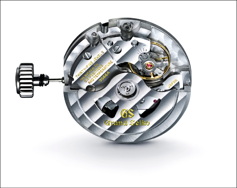 9S66 GMT機芯堅固耐用、極度精準。