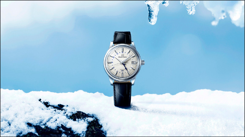 Grand Seiko SBGM255「Snowdrop雪之華」錶款，以白色錶盤呈現雪景，157,000元。