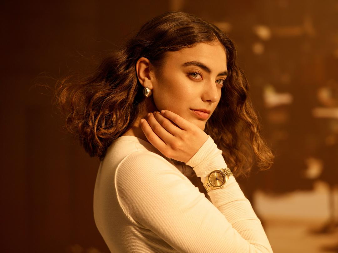 錶徑縮小、重量僅97公克，更適合女性佩戴。