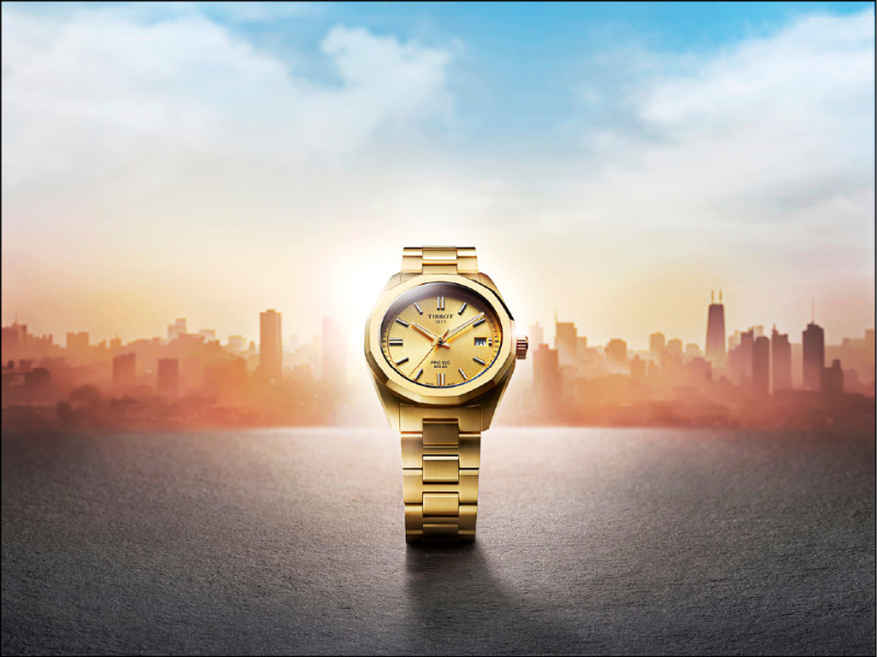 TISSOT PRC 100 Solar系列全新推出34毫米錶徑腕錶，PVD黃金，18,400元。