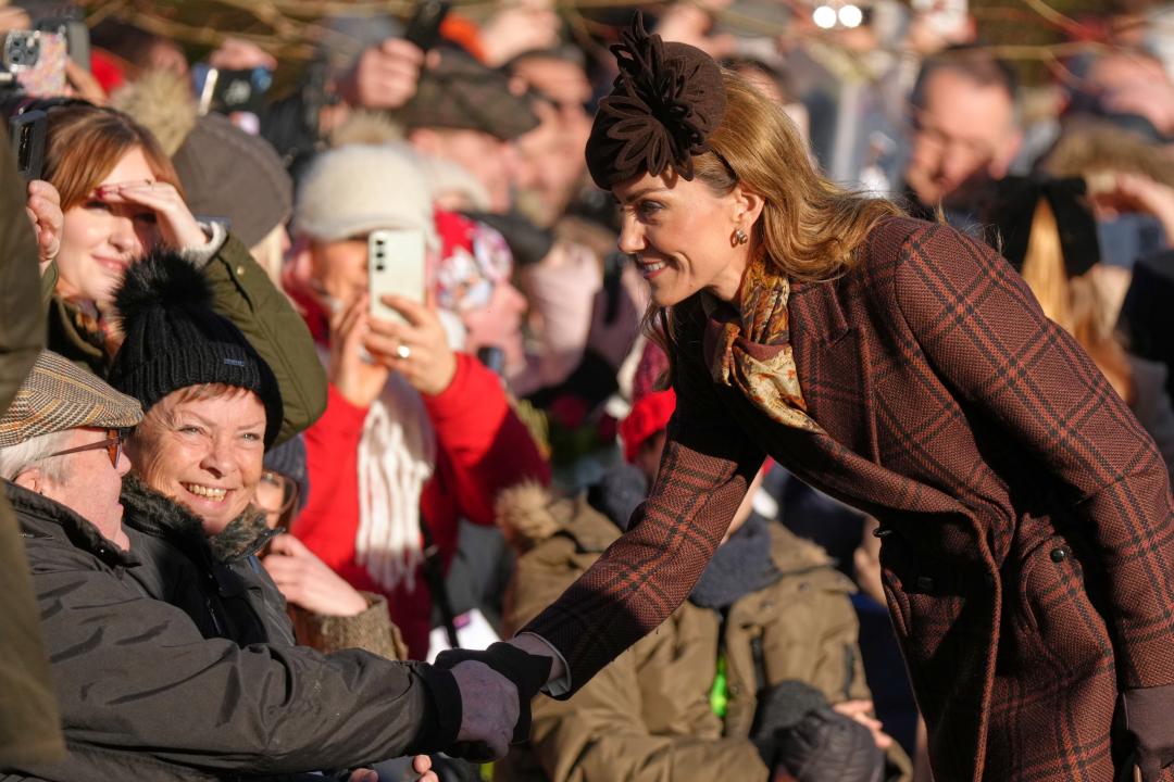 民眾都樂見凱特王妃回歸。(美聯社)