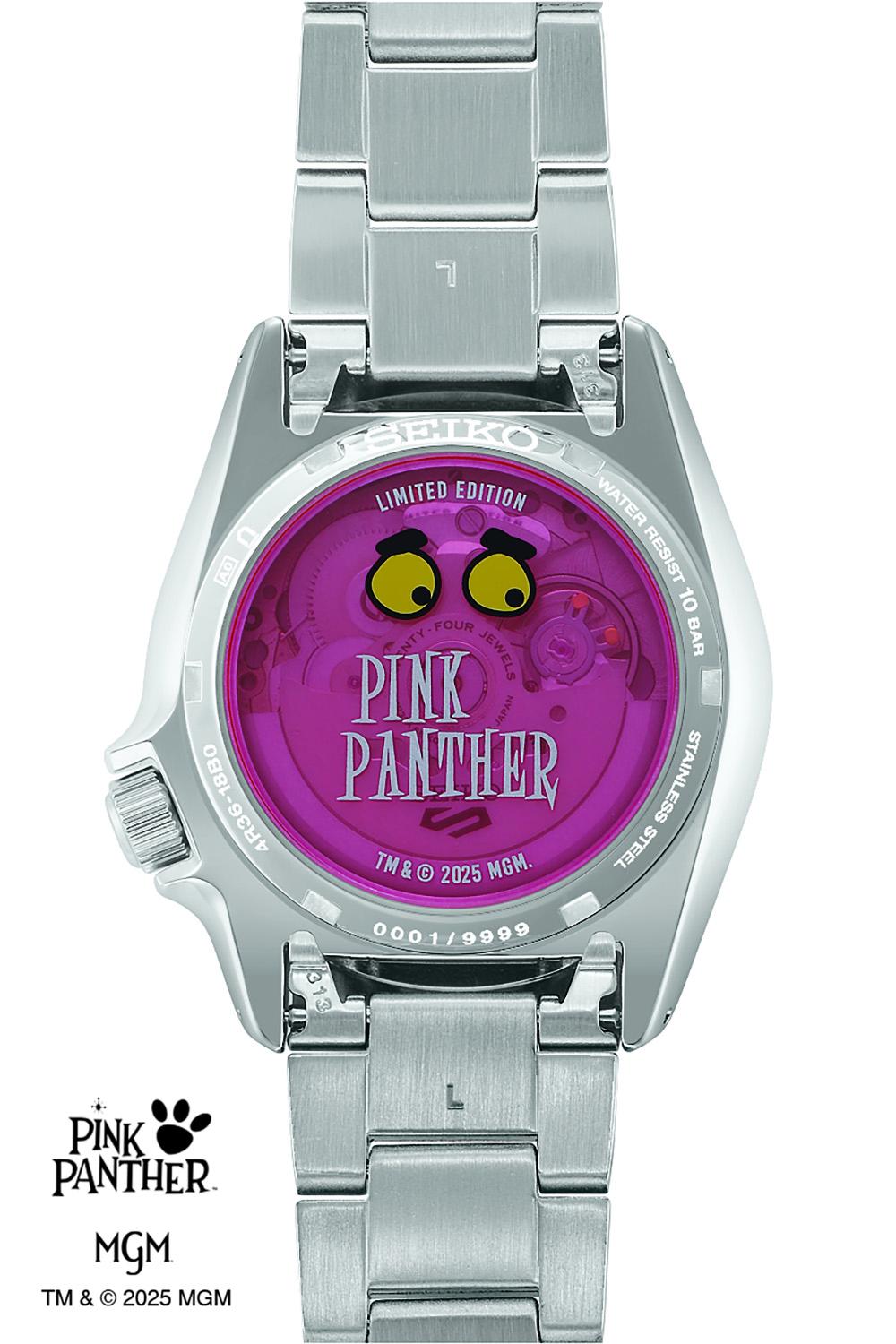 錶底蓋印有粉紅豹的生動表情。