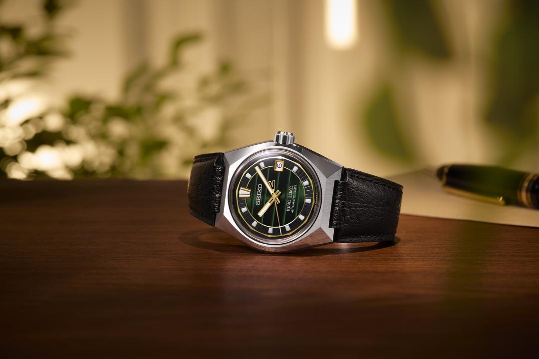 King Seiko VANAC系列以多切面錶殼和彩色錶盤為特色。(SEIKO題供，以下同)