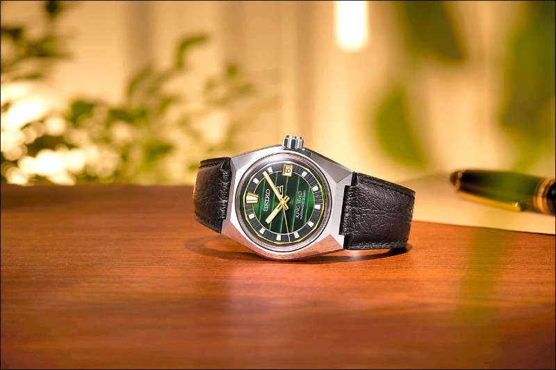 King Seiko VANAC系列全新推出LWG永續皮革錶帶腕錶，SLA095J1錶款，87,000元。