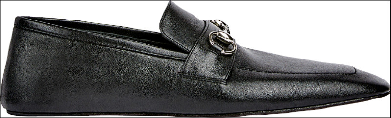 大膽微尖頭設計的Edger樂福鞋，重新演繹經典男士鞋履。