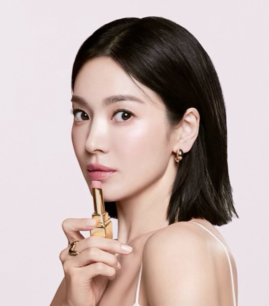 宋慧喬的水潤肌膚代言保養品很有說服力。