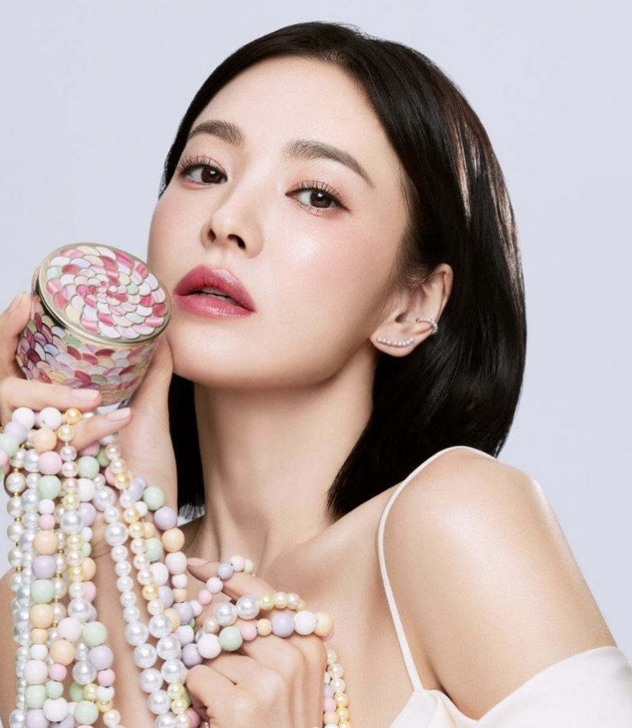 短短一年宋慧喬身價跳級，足見其帶貨力。