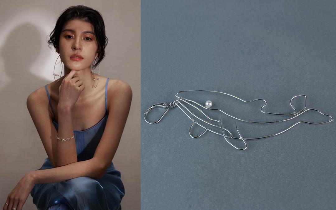 Eunice Kuo Metalwork以極簡線條帶出浪漫敘事，（左起）巨大魚型耳扣（NT$28,000／單支）、巨大鯨魚耳環（NT$12,000／單支）。