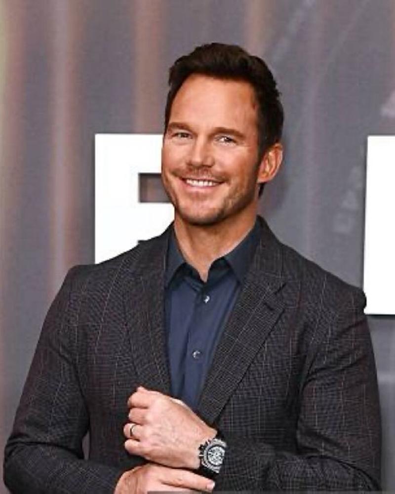 克里斯普瑞特選戴Hublot Big Bang Unico鈦金計時碼錶現身電影宣傳。（Hublot提供）