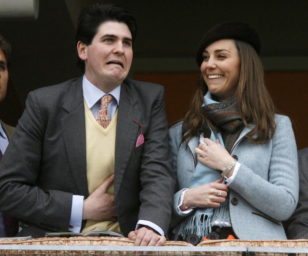 25歲的凱特王妃笑起來仍有嬰兒肥。(路透)