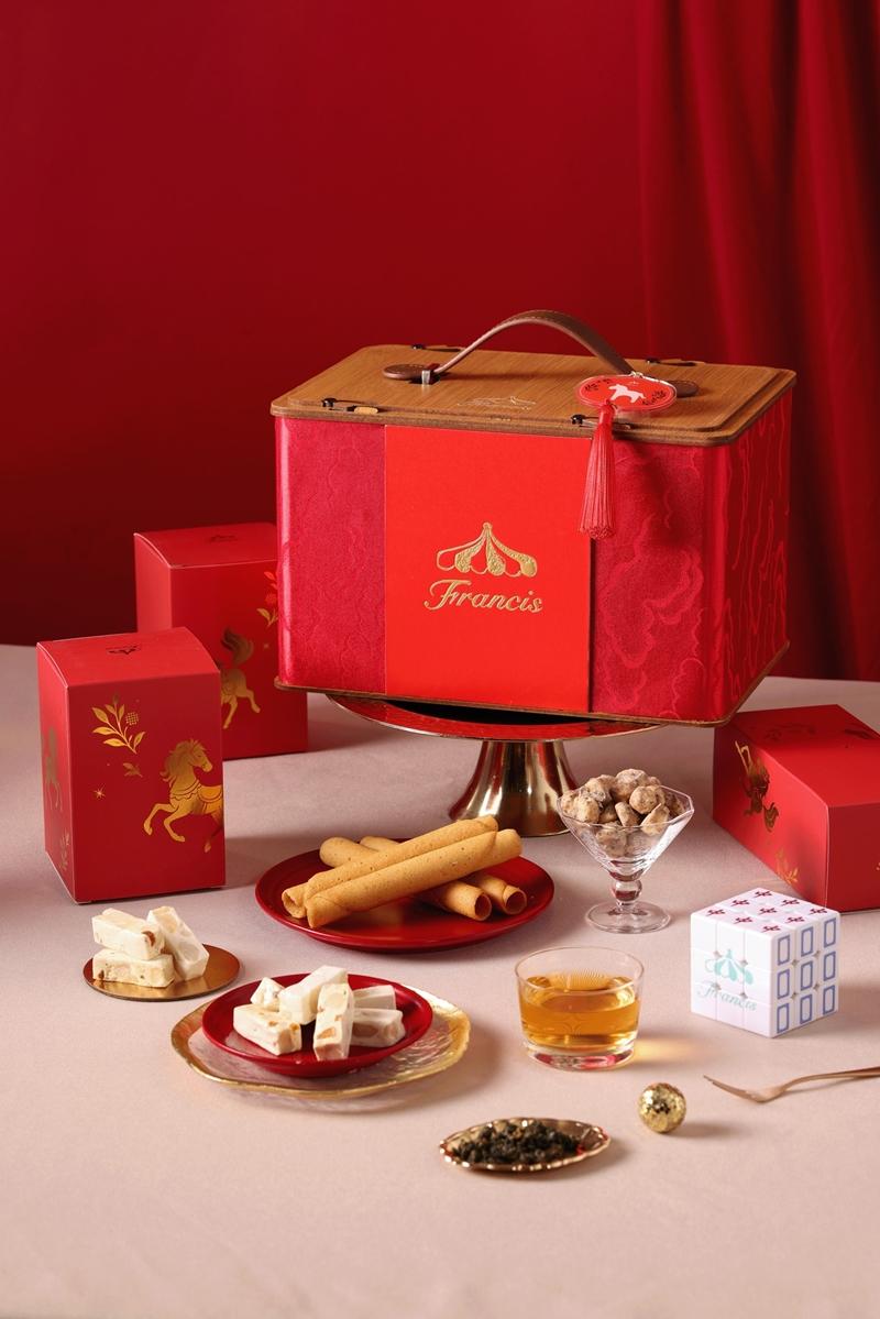 Francis旋轉木馬｜金曜百寶盒。（Pinkoi提供）