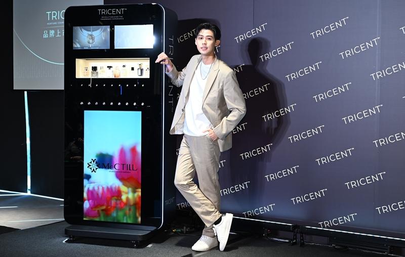 李玉璽宣布婚訊後首次現身公開場合，大方分享新婚生活。（記者胡舜翔攝）