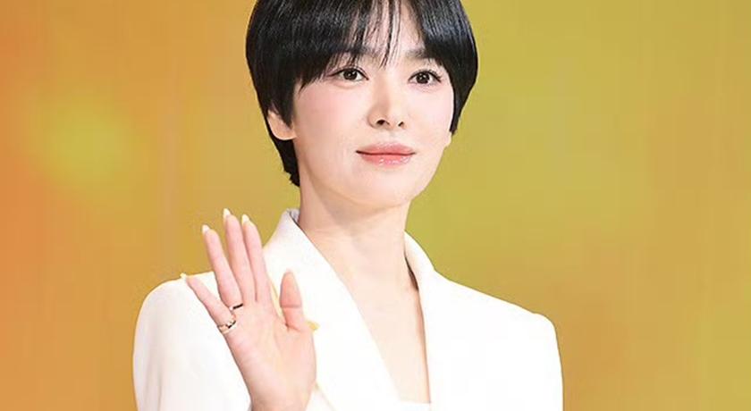 宋慧喬白色西裝短髮造型IGHLAMOUR