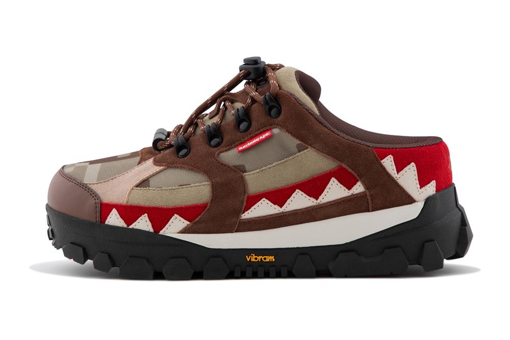BAPE® 雪地拖鞋，8,399元。