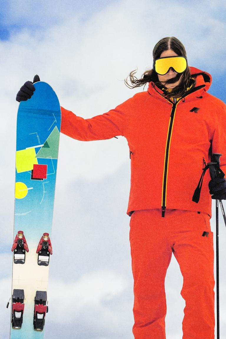 K-WAY Lesarcs男士雙層雪衣，17,600元。Queyras男士雙層雪褲，9,800元。