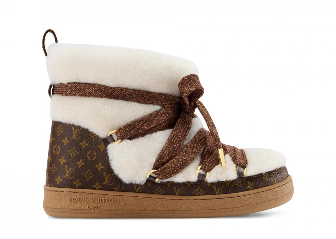 LV Cloud綁帶短靴運動鞋，57,000元。