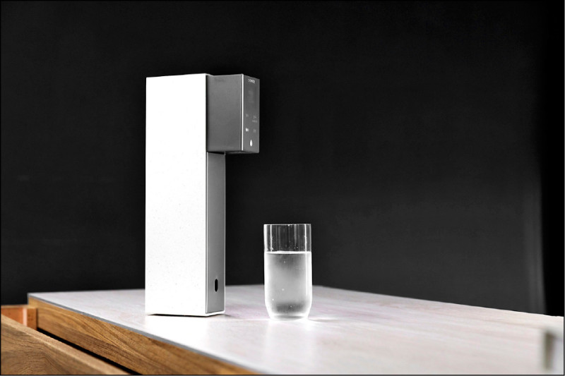 hengstyle COWAY NOBLE BI智感櫥下型瞬冰瞬熱飲水機，原價64,800元、特價59,800元。