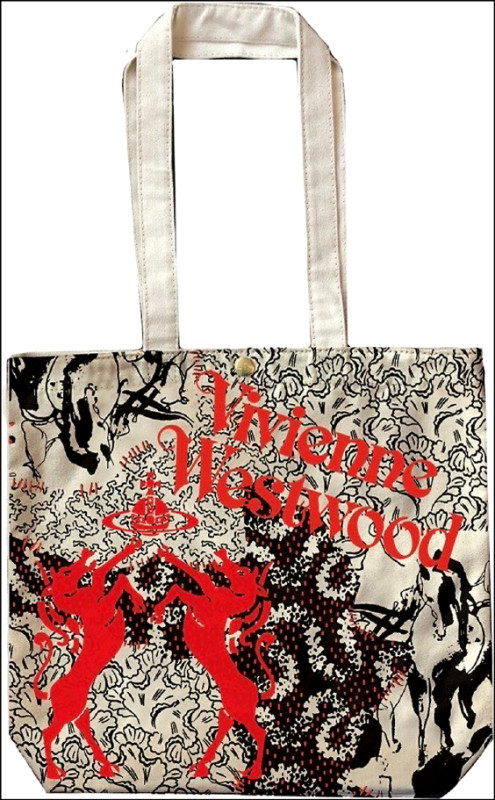 板橋大遠百：Vivienne Westwood馬年限定購物包，7,980元。