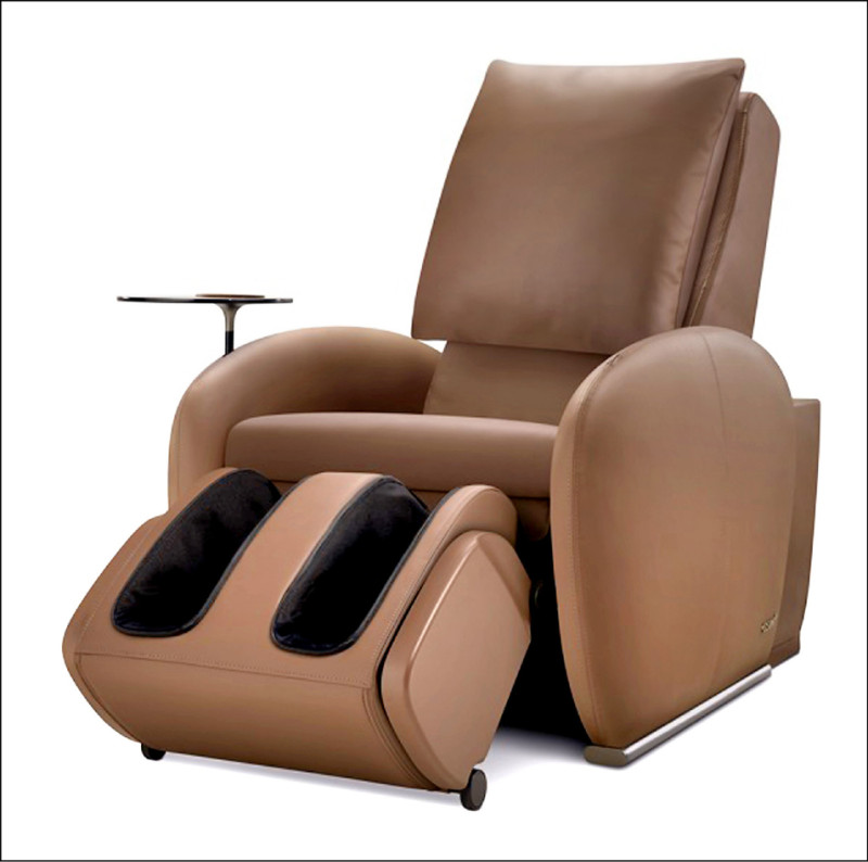 板橋大遠百福袋頭獎將送出OSIM沙發天後。