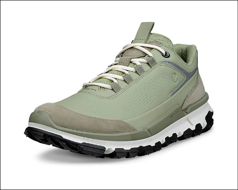 BIOM 2.2 TRL防水戶外休閒男鞋大地綠配色，9,680元，將於2月4日限量上市。