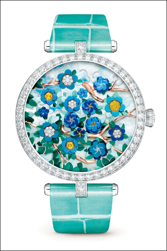 Lady Arpels Heures Florales腕錶，18K白金鑲嵌珍珠母貝、鑽石，9,050,000元。