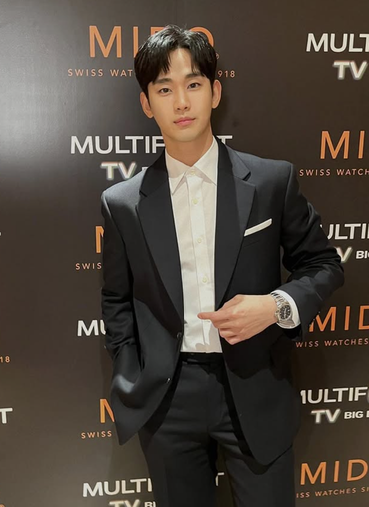 金秀賢形象崩盤，至今仍暫停工作。