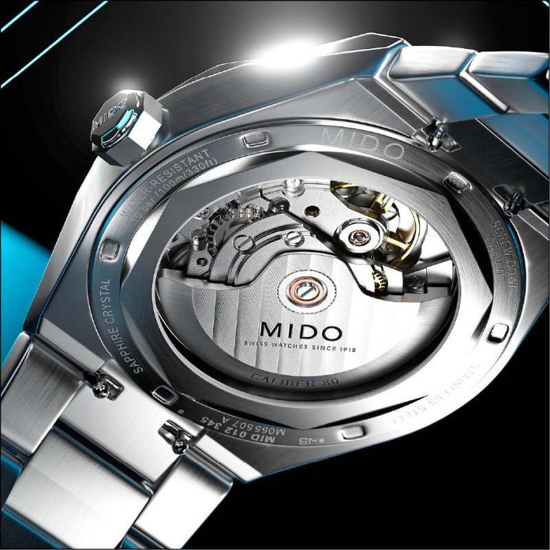 Caliber 80自動上鍊機芯，動力儲存80小時。