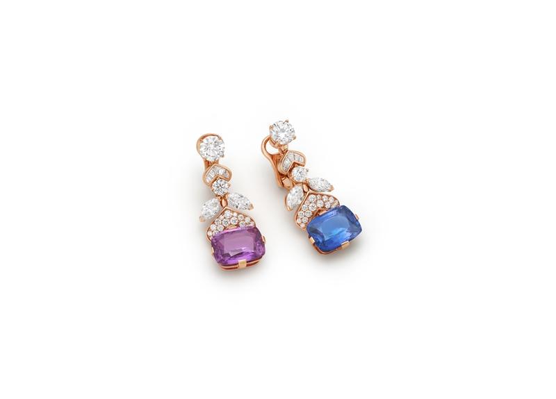 EJAE在紅毯上佩戴寶格麗作品：頂級彩寶與鑽石耳環。（BVLGARI提供）