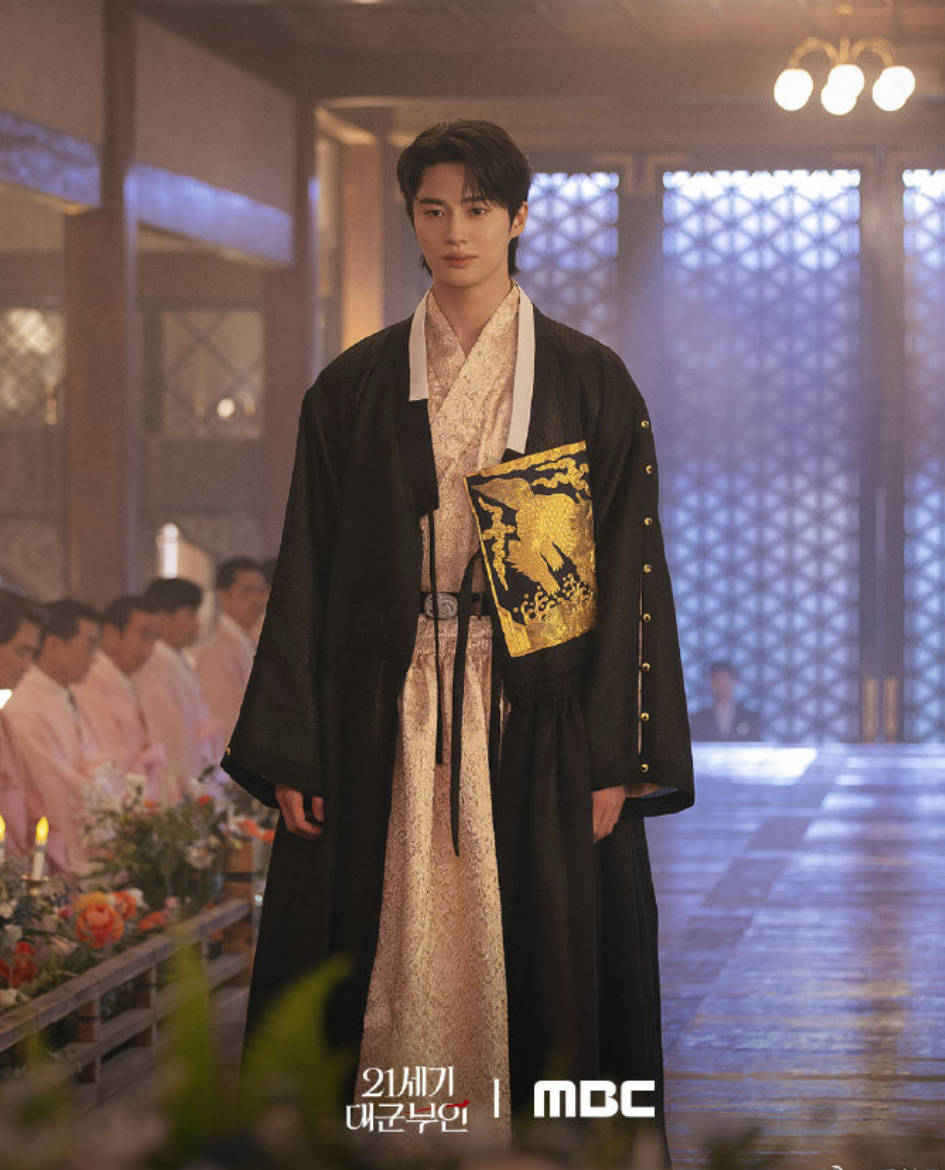 邊佑錫飾演王子。