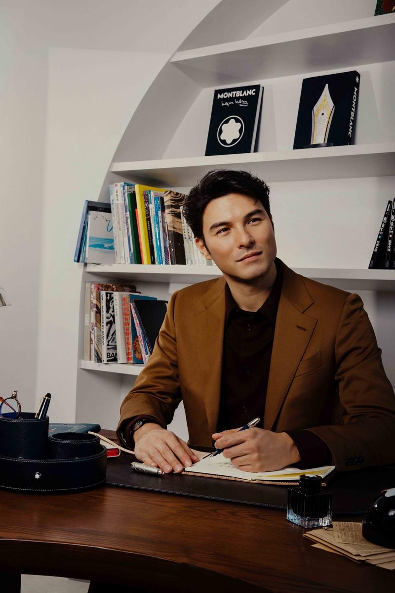 鳳小岳。（MONTBLANC提供）